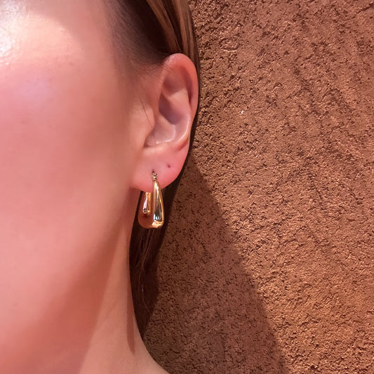 Quinn Hoop Earrings