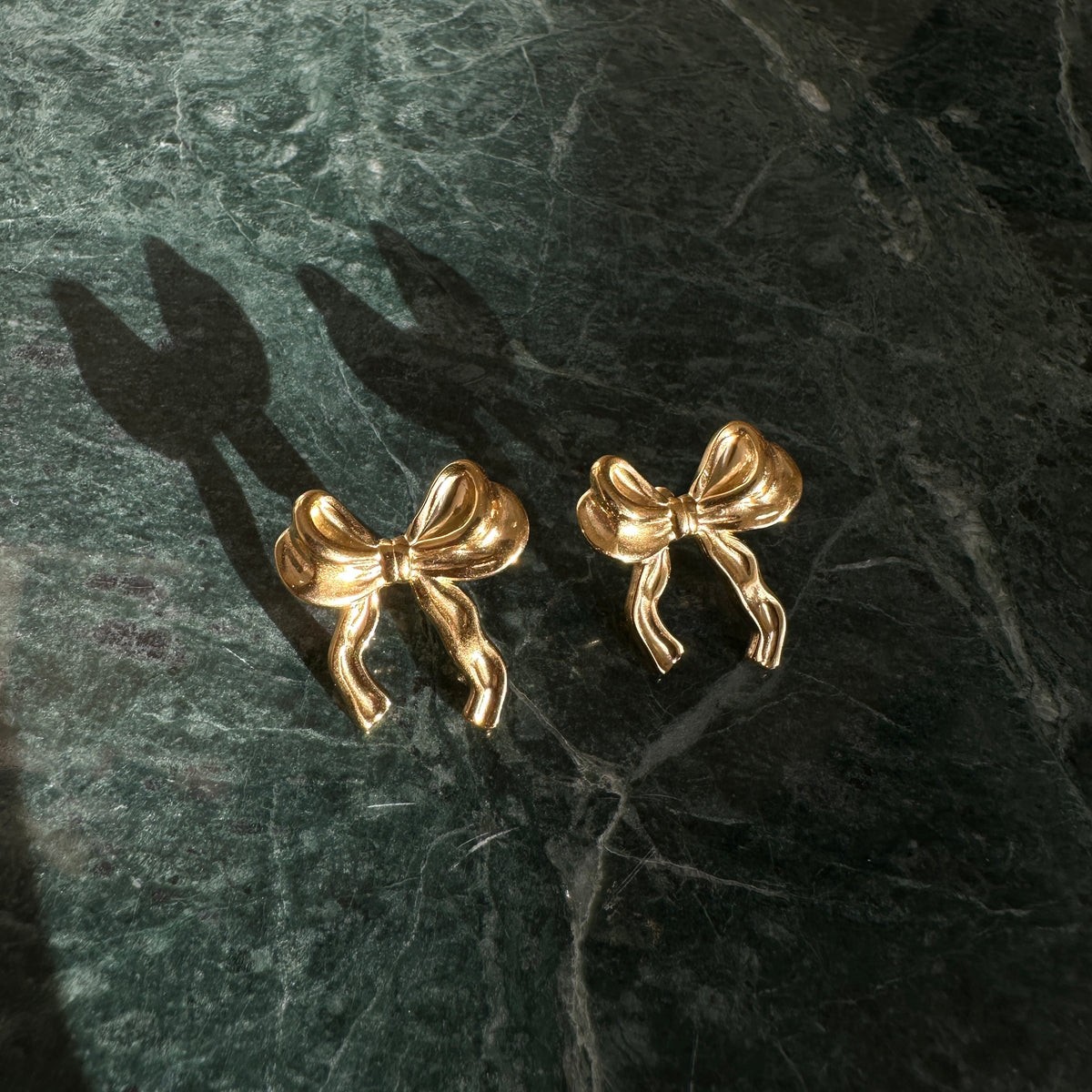 [Back In Stock Soon] The Bow Earrings